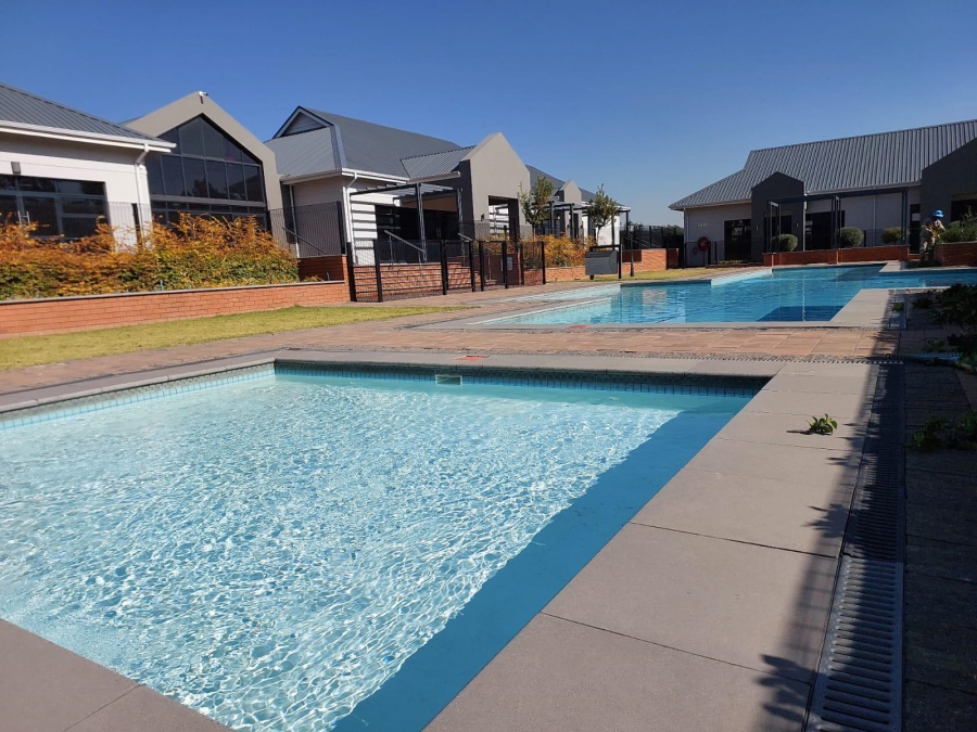 2 Bedroom Property for Sale in Modderfontein Gauteng