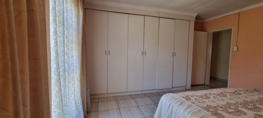 4 Bedroom Property for Sale in Lyndhurst Gauteng