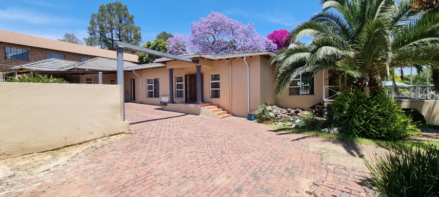 4 Bedroom Property for Sale in Lyndhurst Gauteng