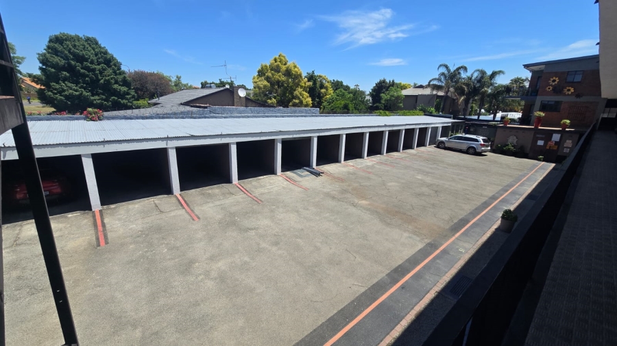To Let 1 Bedroom Property for Rent in Eden Glen Gauteng