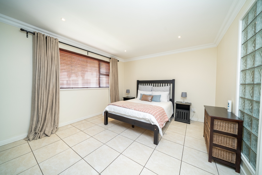 To Let 2 Bedroom Property for Rent in Bedfordview Gauteng