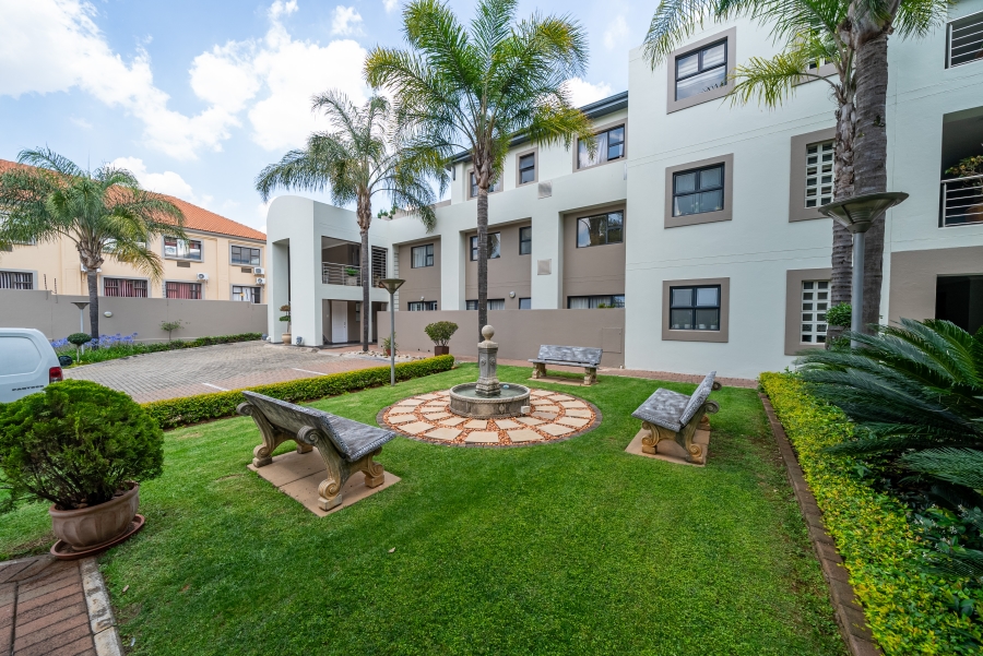 To Let 2 Bedroom Property for Rent in Bedfordview Gauteng