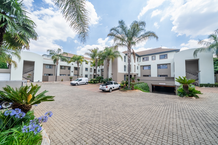 To Let 2 Bedroom Property for Rent in Bedfordview Gauteng