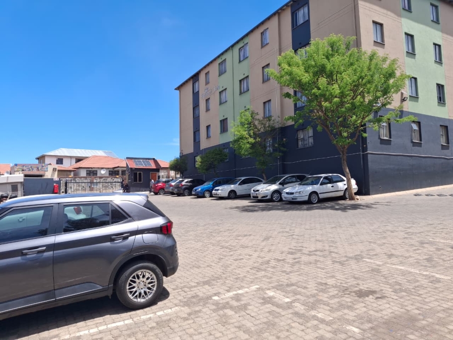 2 Bedroom Property for Sale in Fleurhof Gauteng