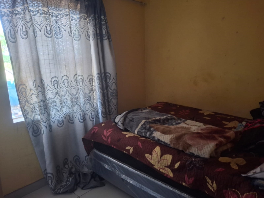 2 Bedroom Property for Sale in Fleurhof Gauteng