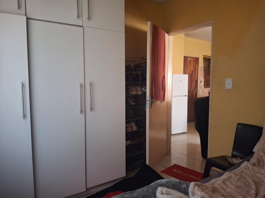 2 Bedroom Property for Sale in Fleurhof Gauteng
