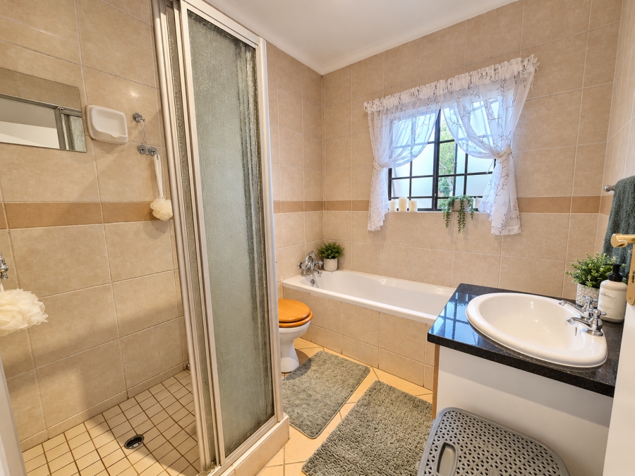 2 Bedroom Property for Sale in Equestria Gauteng