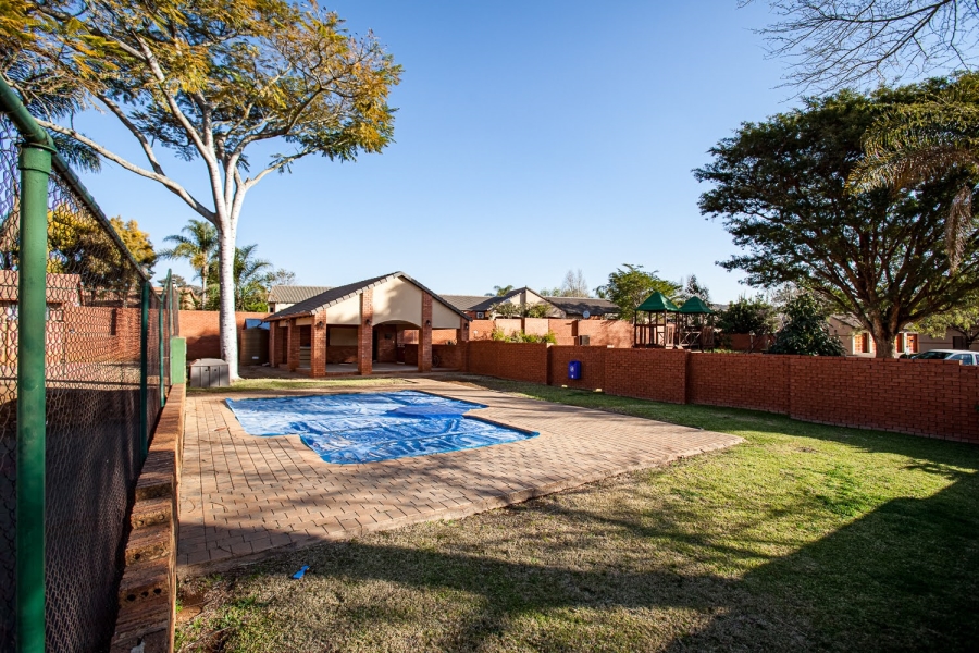 2 Bedroom Property for Sale in Equestria Gauteng