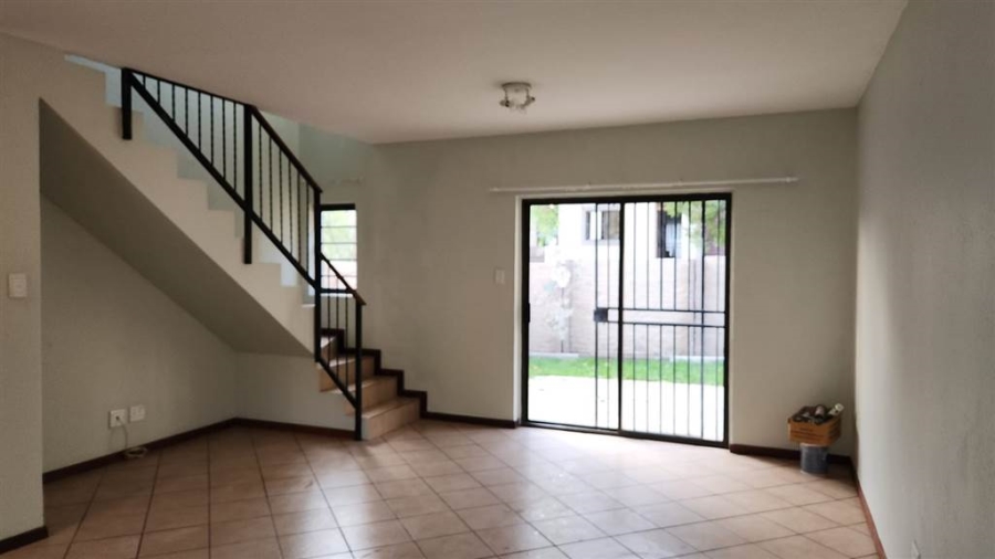 2 Bedroom Property for Sale in Halfway Gardens Gauteng
