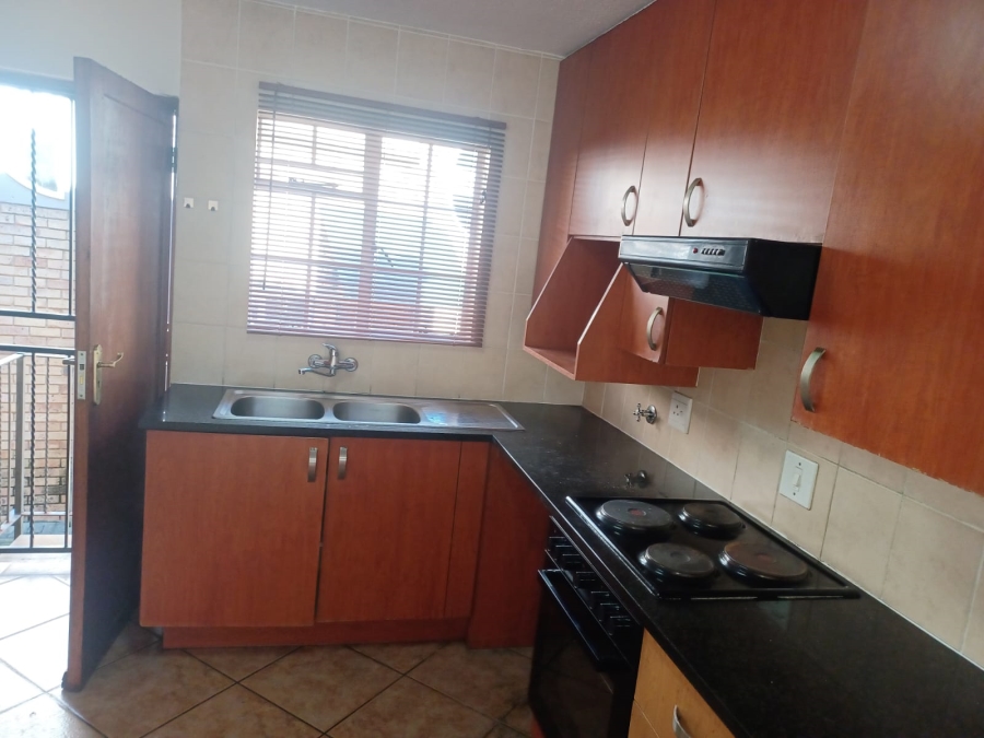 2 Bedroom Property for Sale in Primrose Hill Gauteng