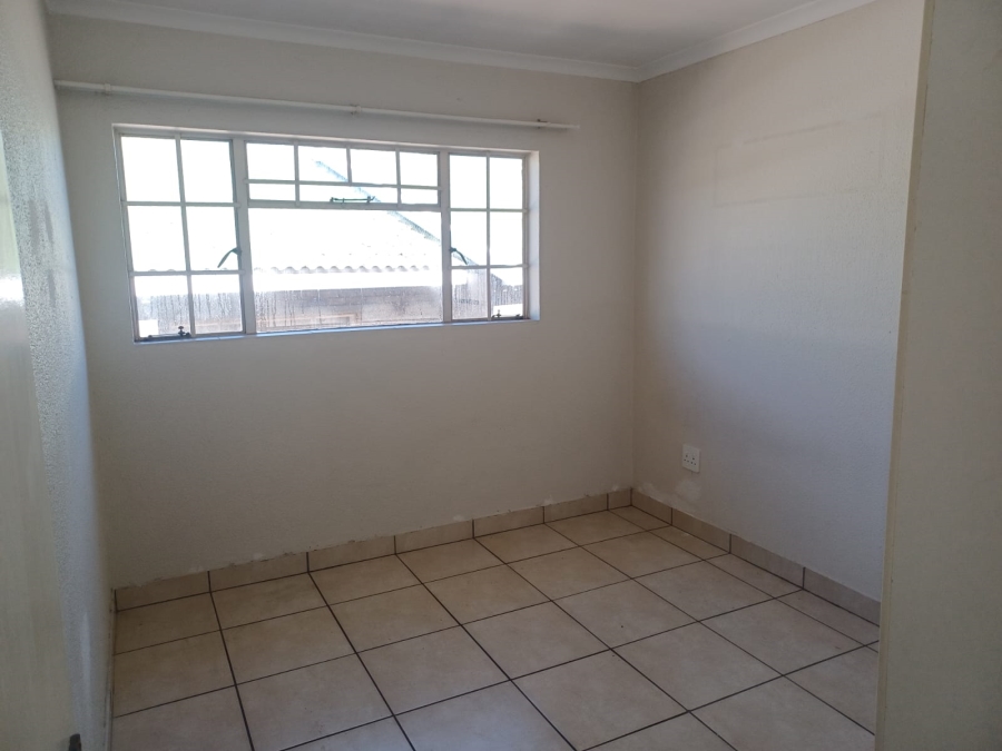 2 Bedroom Property for Sale in Primrose Hill Gauteng