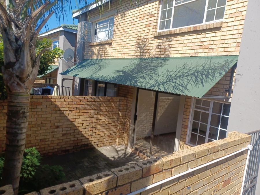 2 Bedroom Property for Sale in Primrose Hill Gauteng