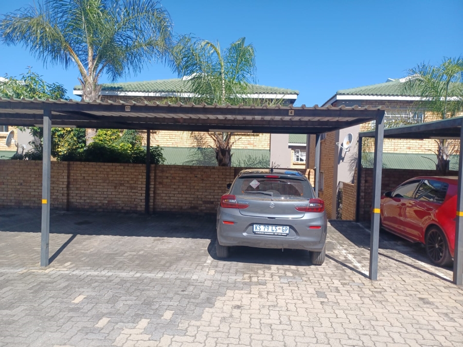 2 Bedroom Property for Sale in Primrose Hill Gauteng