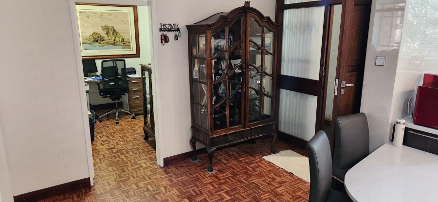 4 Bedroom Property for Sale in Parktown Gauteng