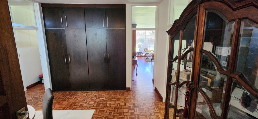 4 Bedroom Property for Sale in Parktown Gauteng
