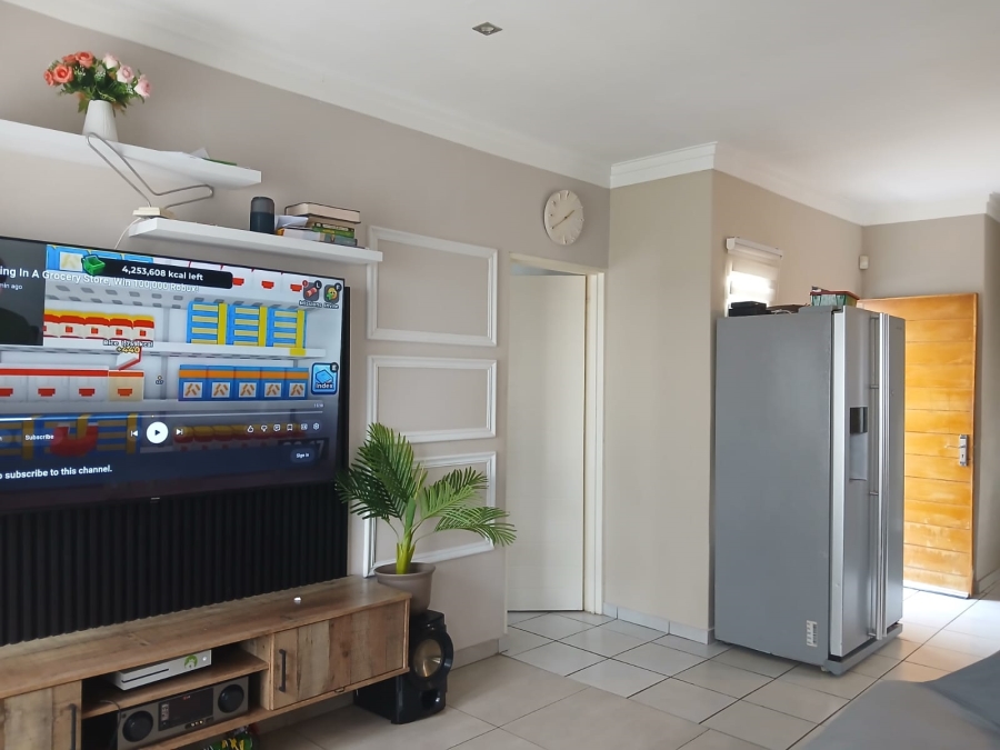 To Let 3 Bedroom Property for Rent in South Hills Gauteng