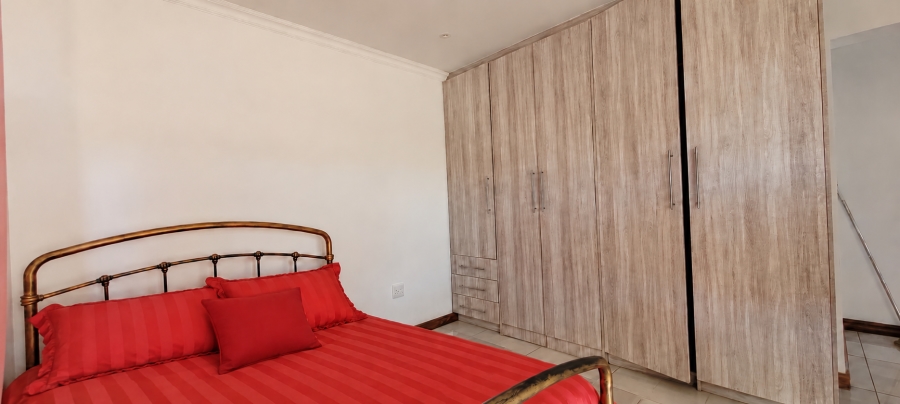 4 Bedroom Property for Sale in Brentwood Park AH Gauteng