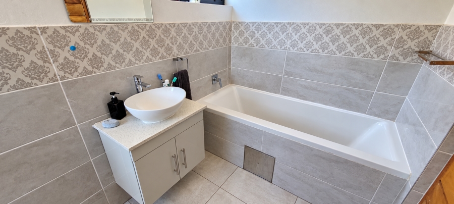 4 Bedroom Property for Sale in Brentwood Park AH Gauteng