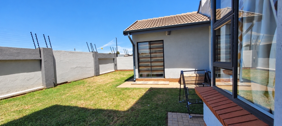 4 Bedroom Property for Sale in Brentwood Park AH Gauteng