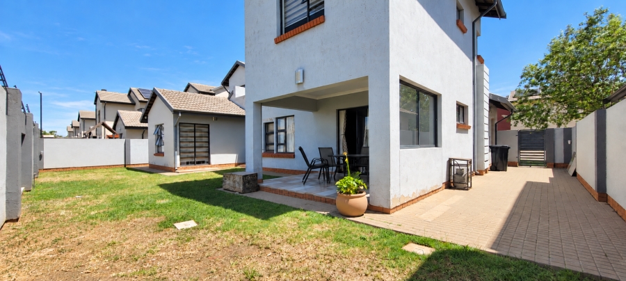 4 Bedroom Property for Sale in Brentwood Park AH Gauteng