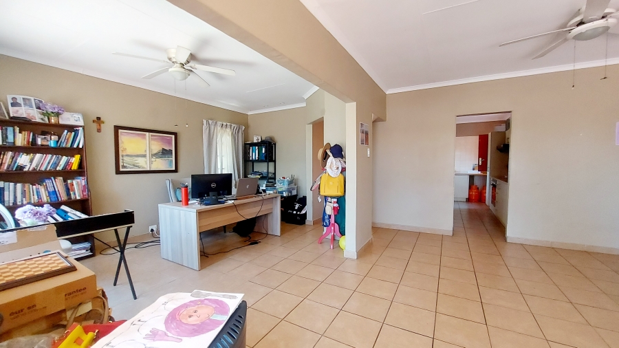 3 Bedroom Property for Sale in Waterkloof Glen Gauteng