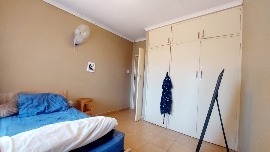 3 Bedroom Property for Sale in Waterkloof Glen Gauteng