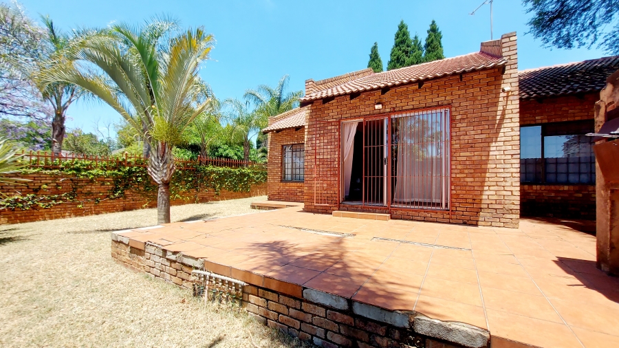 3 Bedroom Property for Sale in Waterkloof Glen Gauteng