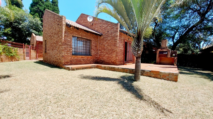 3 Bedroom Property for Sale in Waterkloof Glen Gauteng