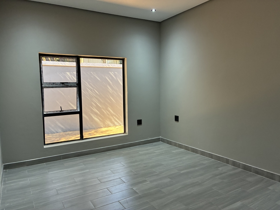 4 Bedroom Property for Sale in Newlands Gauteng