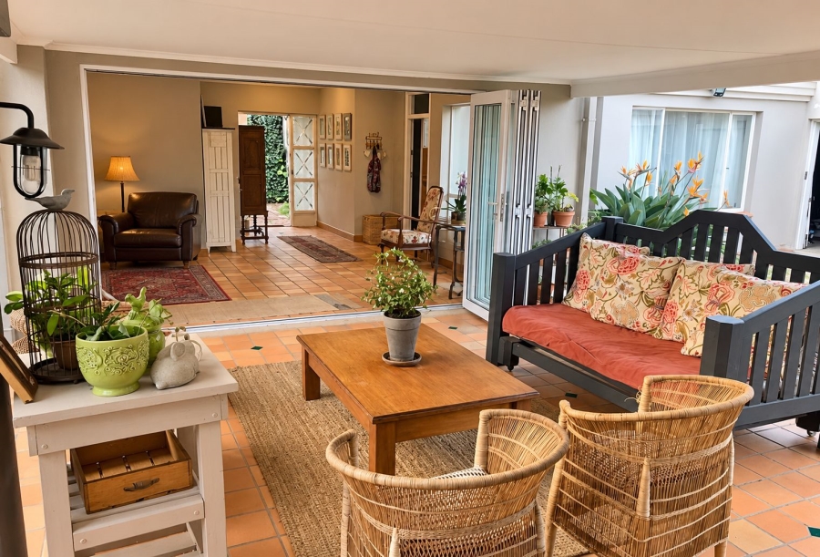 3 Bedroom Property for Sale in Waterkloof Gauteng