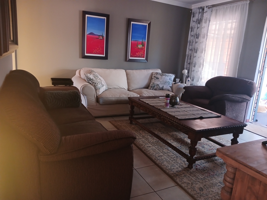 To Let 3 Bedroom Property for Rent in Wierda Park Gauteng