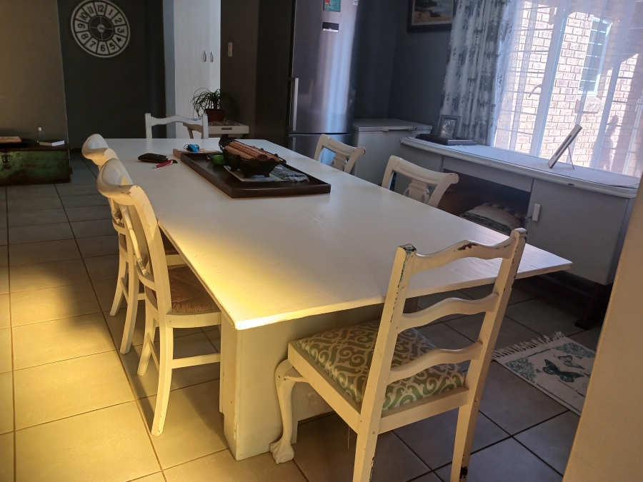 To Let 3 Bedroom Property for Rent in Wierda Park Gauteng
