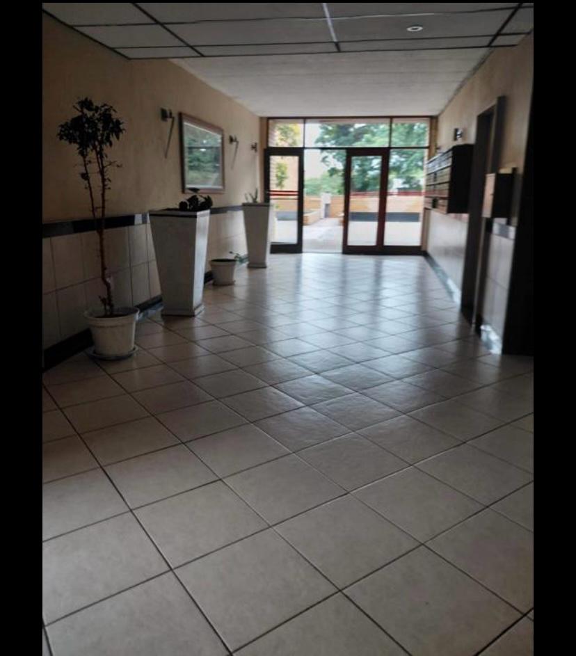 2 Bedroom Property for Sale in Sunnyside Gauteng