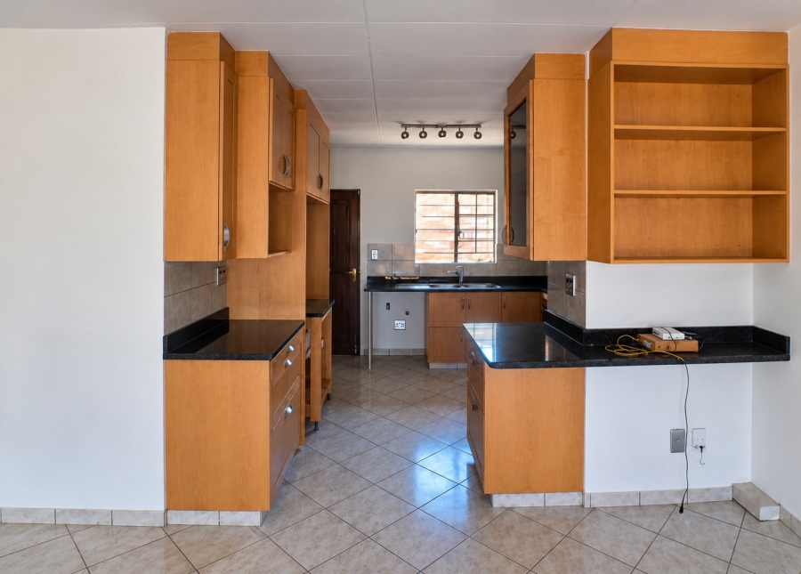 2 Bedroom Property for Sale in Elardus Park Gauteng