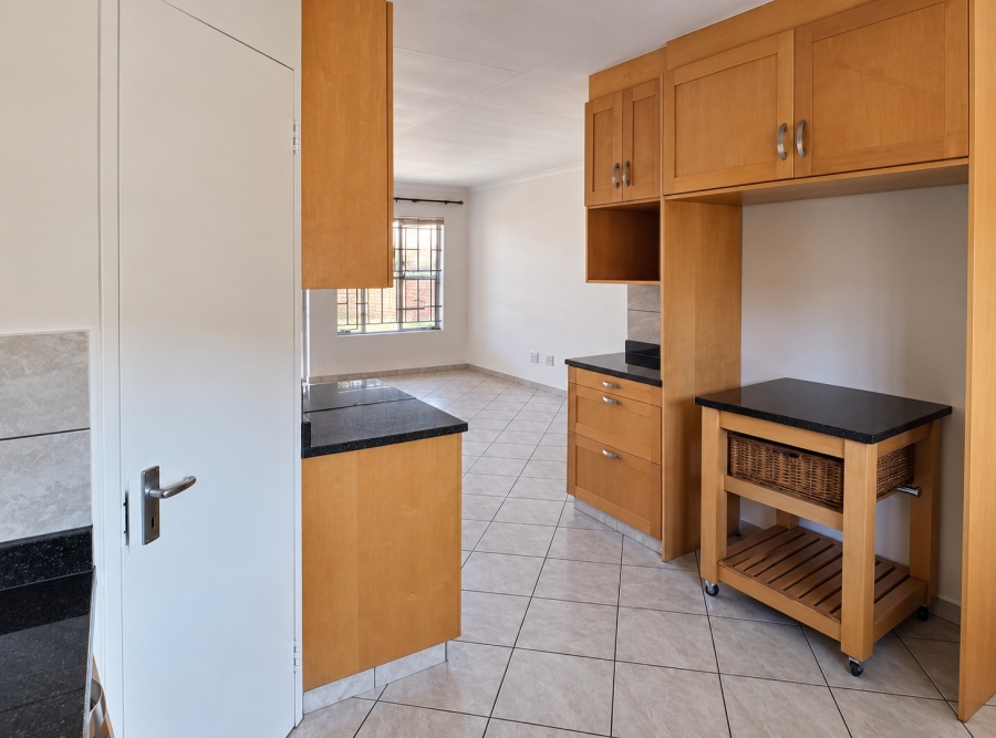 2 Bedroom Property for Sale in Elardus Park Gauteng