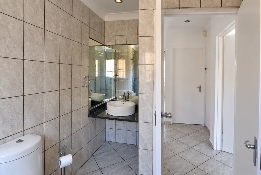 2 Bedroom Property for Sale in Elardus Park Gauteng