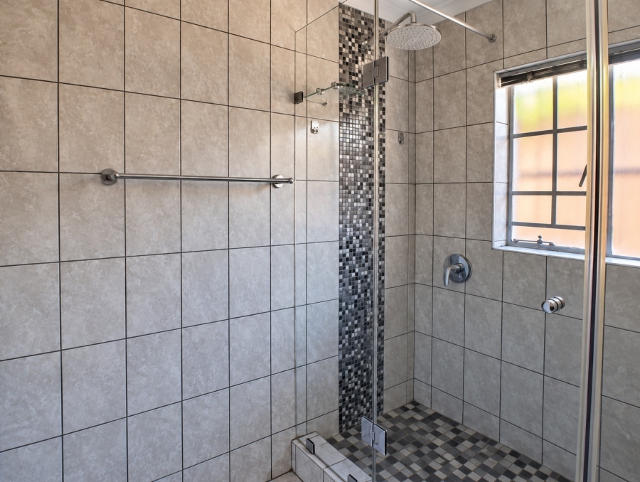 2 Bedroom Property for Sale in Elardus Park Gauteng