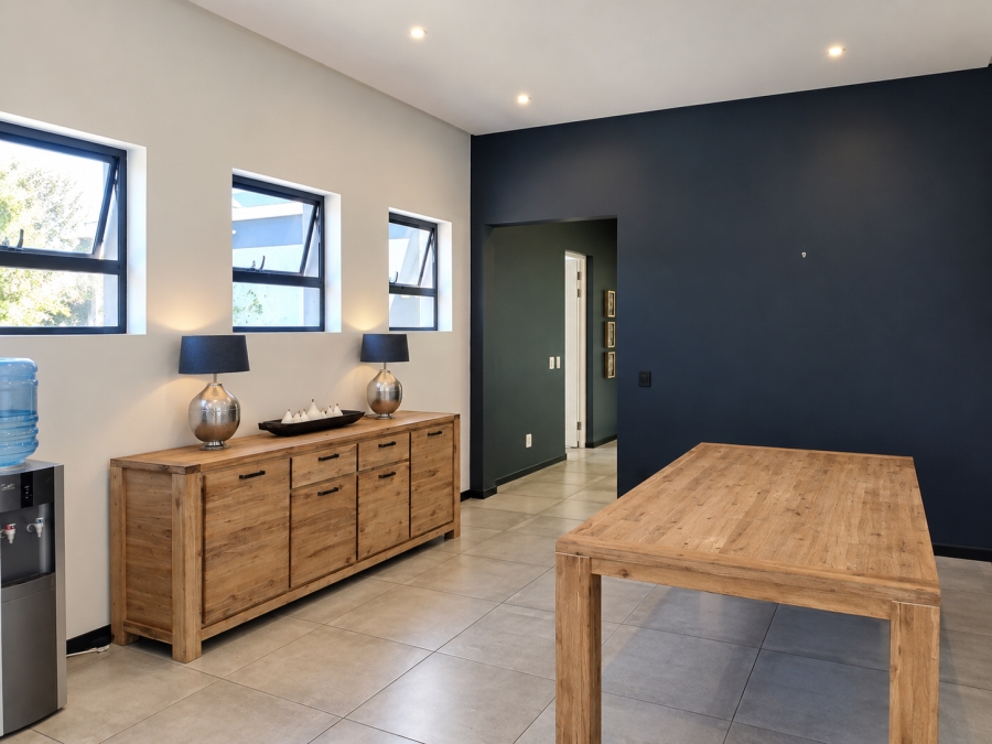 3 Bedroom Property for Sale in Chartwell Gauteng