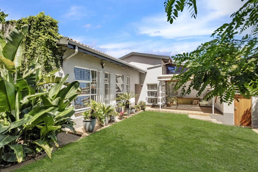 2 Bedroom Property for Sale in Sandown Gauteng