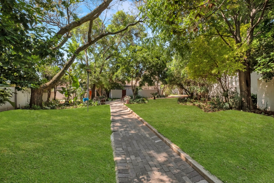 2 Bedroom Property for Sale in Sandown Gauteng