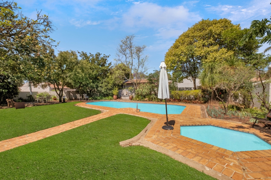 2 Bedroom Property for Sale in Sandown Gauteng