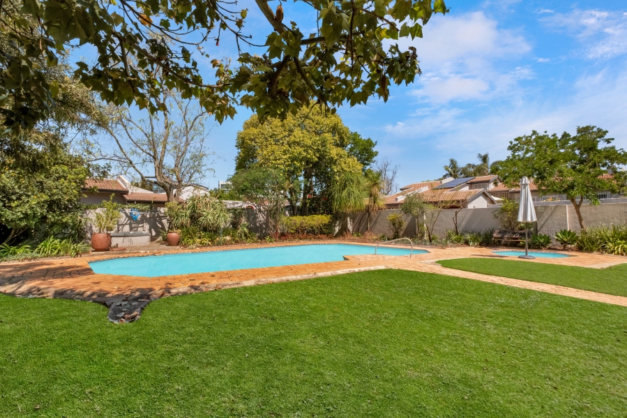 2 Bedroom Property for Sale in Sandown Gauteng