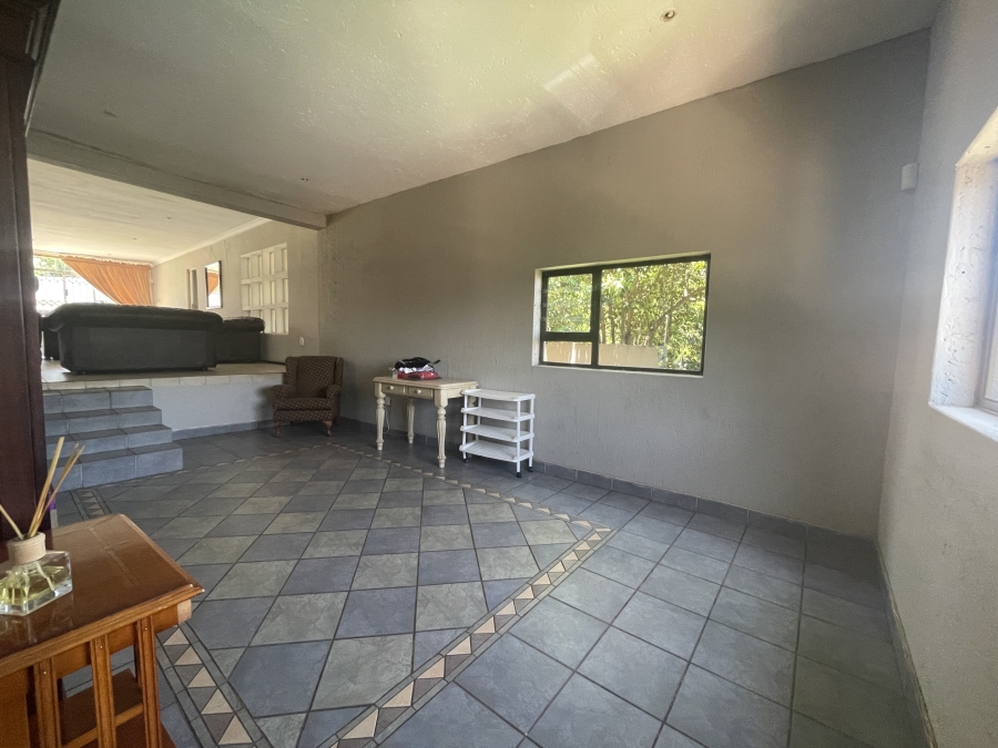 5 Bedroom Property for Sale in Albemarle Gauteng