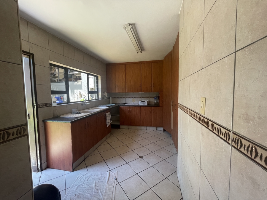 5 Bedroom Property for Sale in Albemarle Gauteng