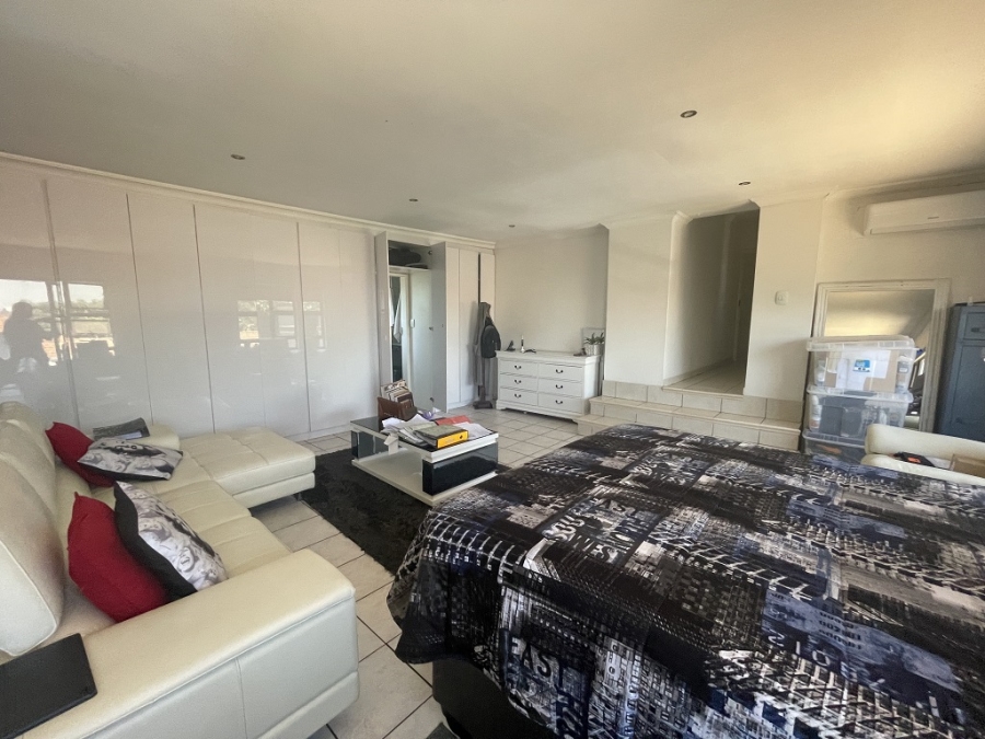 5 Bedroom Property for Sale in Albemarle Gauteng
