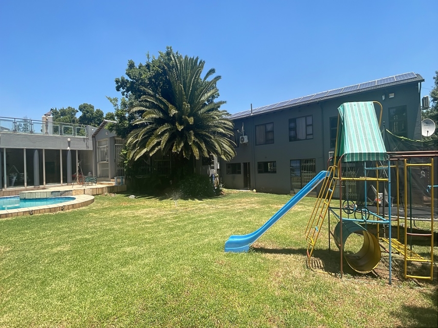 5 Bedroom Property for Sale in Albemarle Gauteng