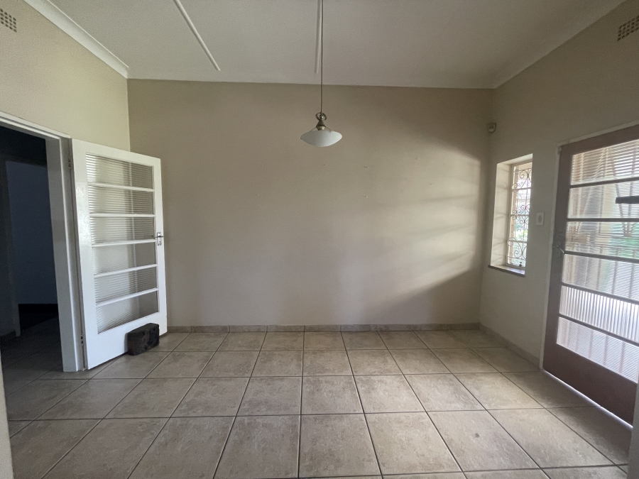3 Bedroom Property for Sale in Parkhill Gardens Gauteng