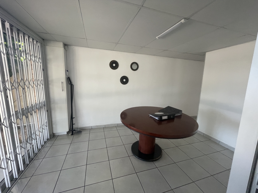 3 Bedroom Property for Sale in Parkhill Gardens Gauteng