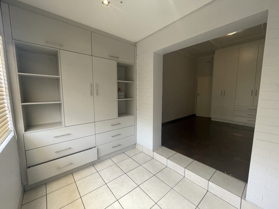 3 Bedroom Property for Sale in Parkhill Gardens Gauteng