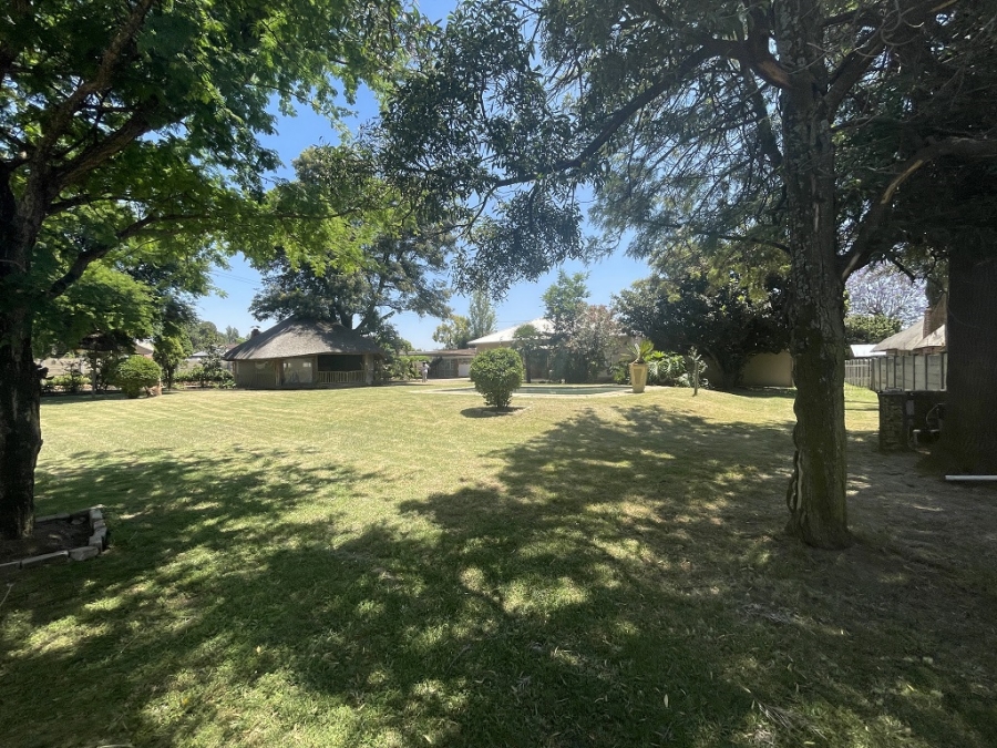 3 Bedroom Property for Sale in Parkhill Gardens Gauteng